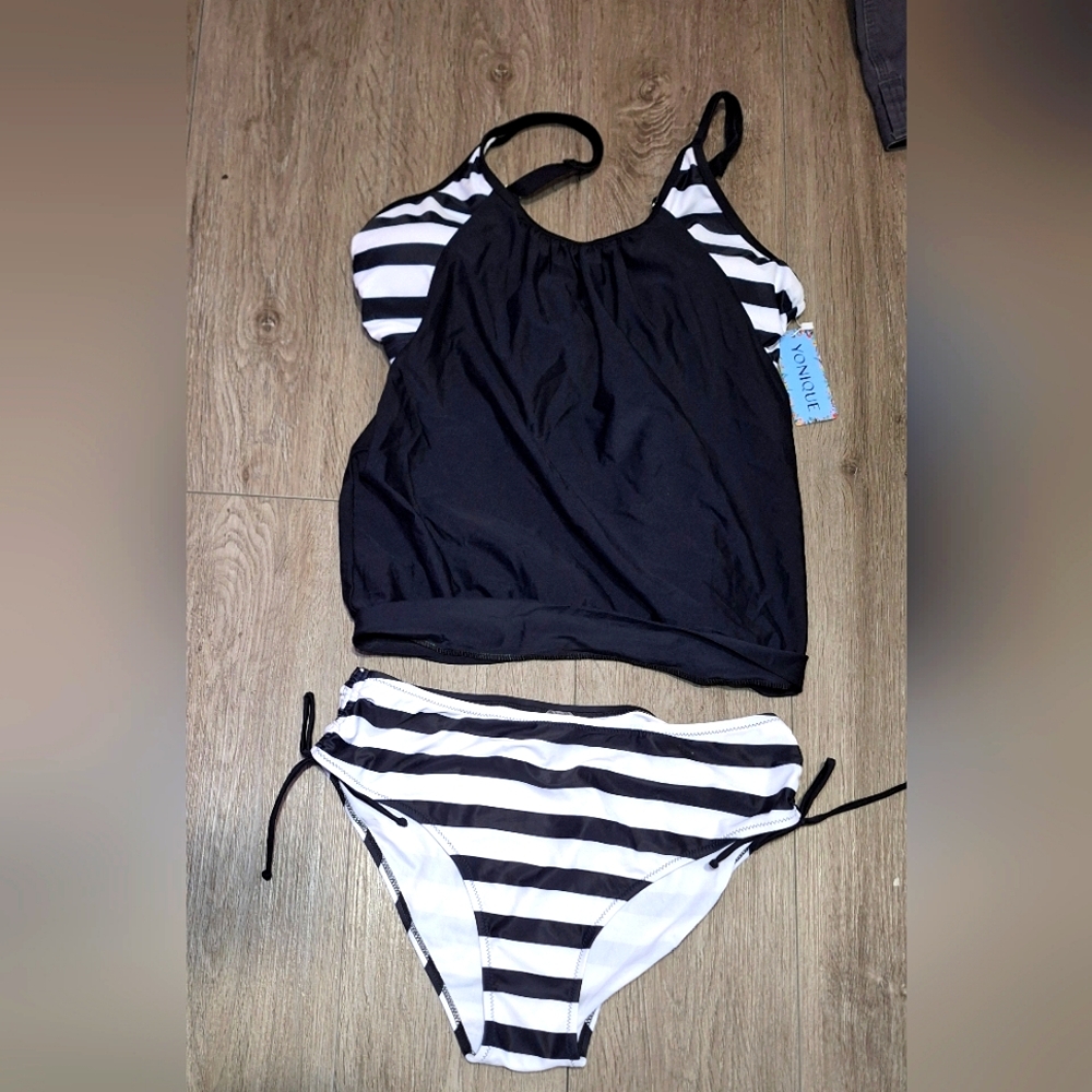 New Tankini Modest Bathingsuit/Swimsuit Womans Size Large